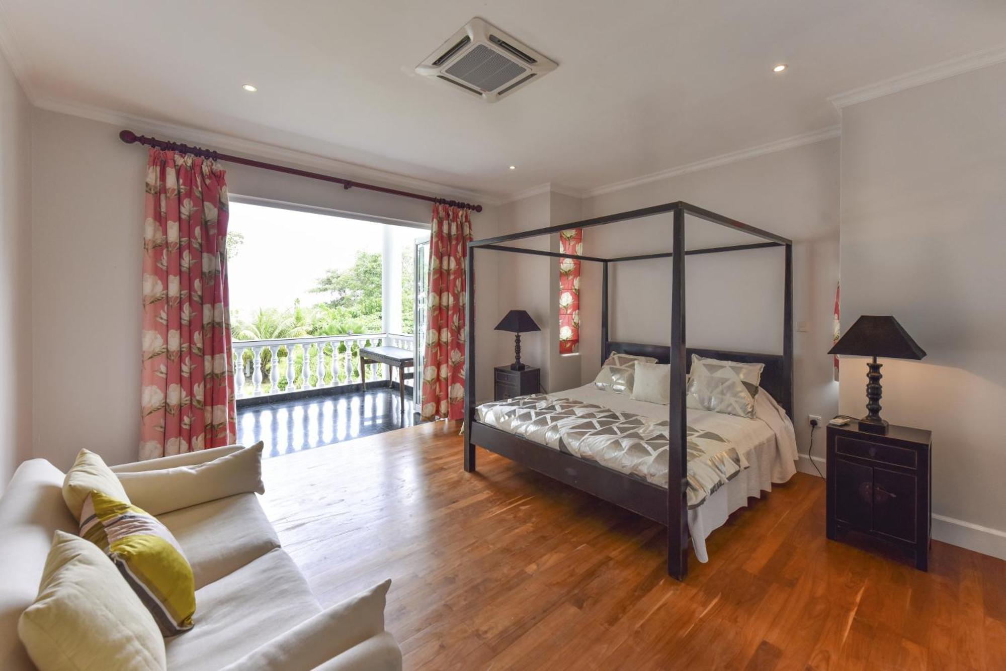 Chateau Elysium Beau Vallon  Exterior photo