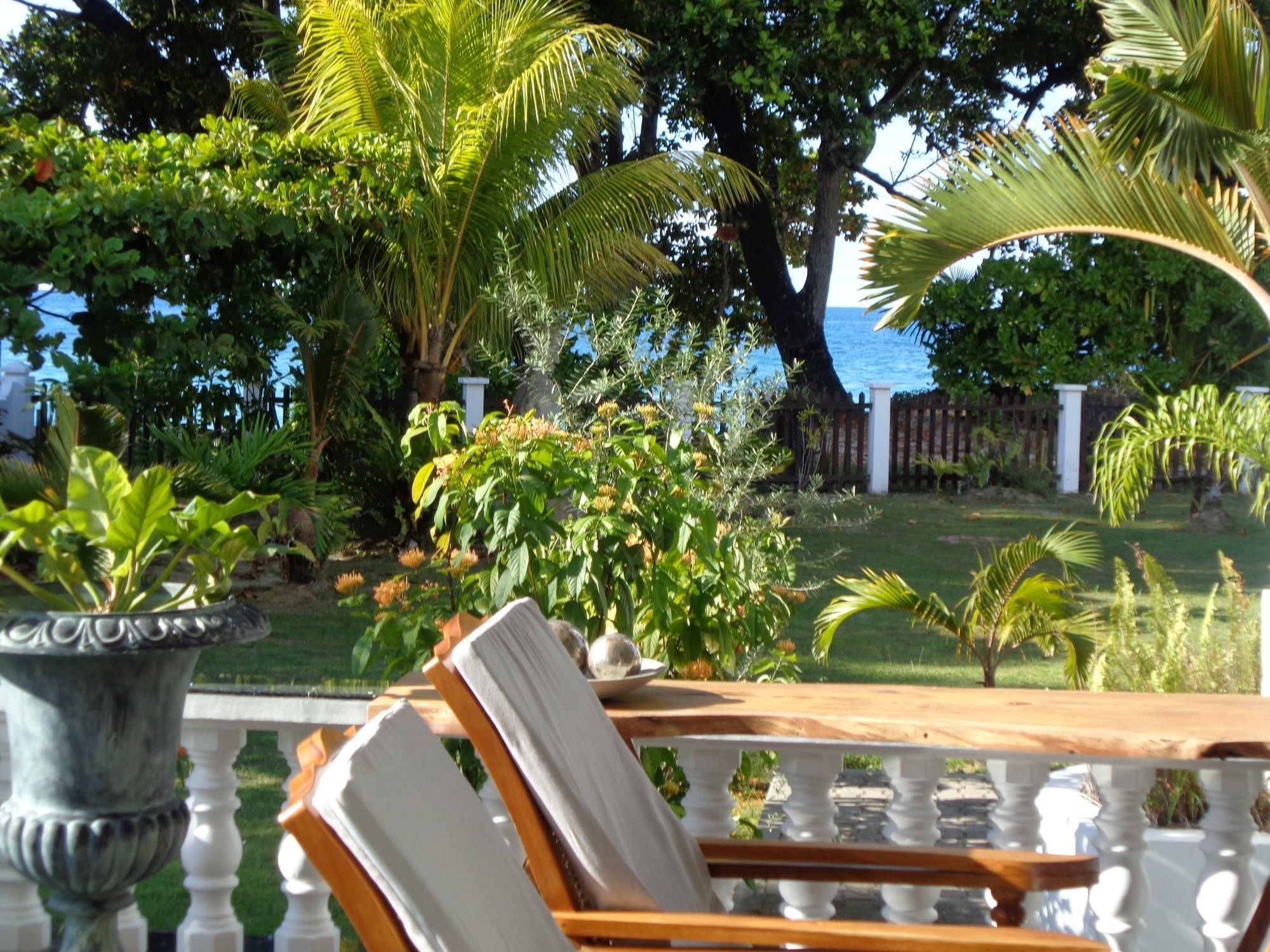 Chateau Elysium Beau Vallon  Exterior photo